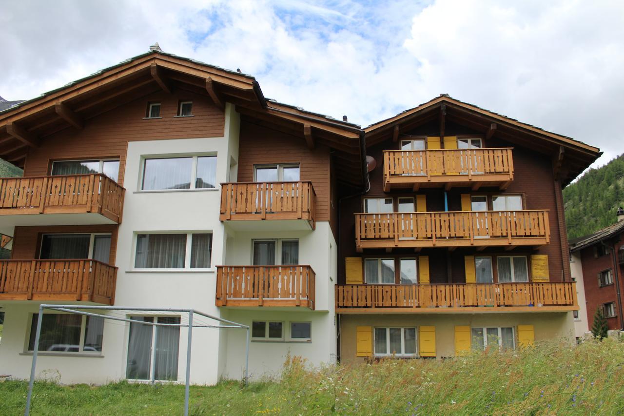 Вилла Haus Weideli, Dammstrasse 7 Саас-Грунд Экстерьер фото